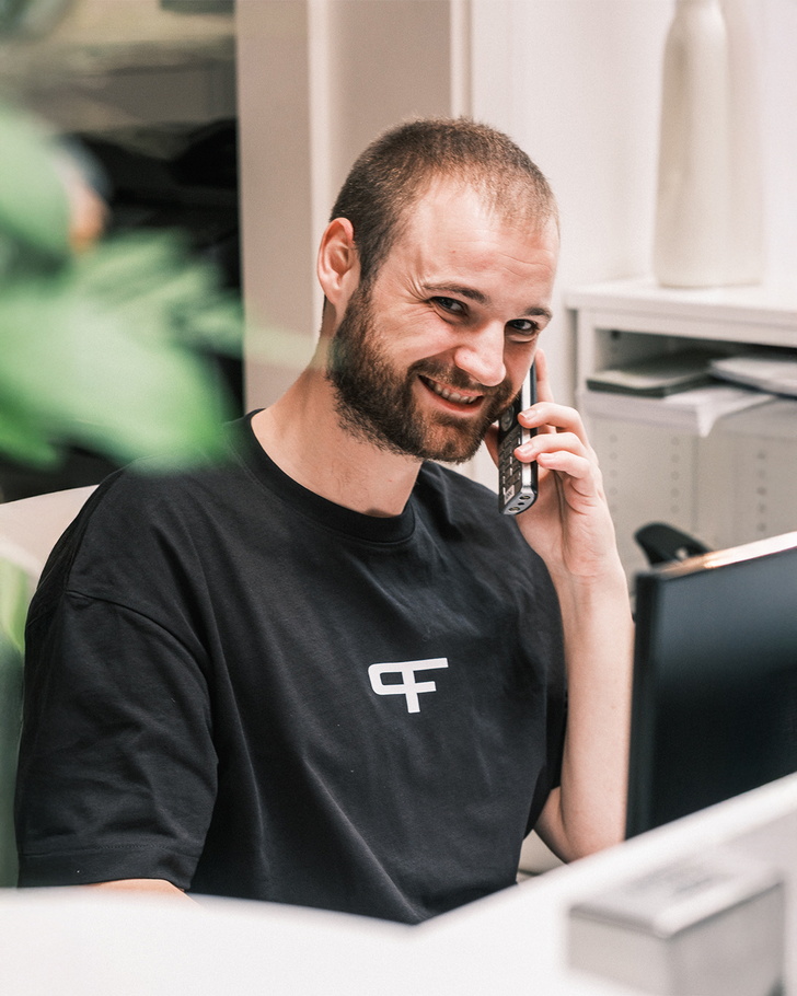 Lukas, Praxisassistenz (Hover)