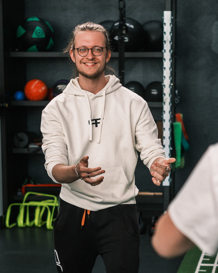Andrej, Physiotherapeut (Hover)