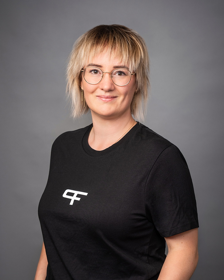 Henrike, Unternehmensleitung
