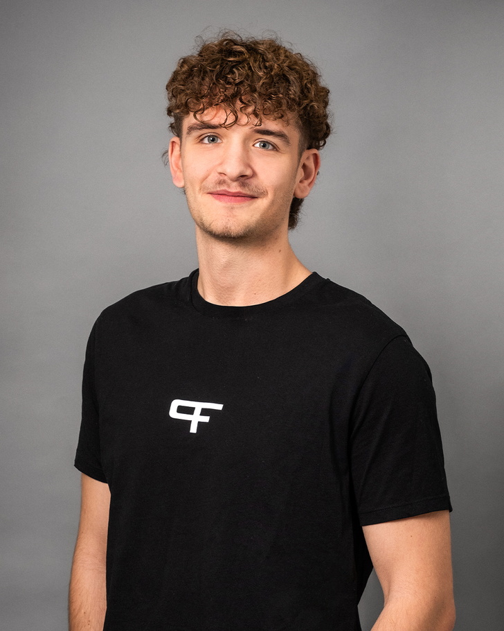 Mika, Physiotherapeut