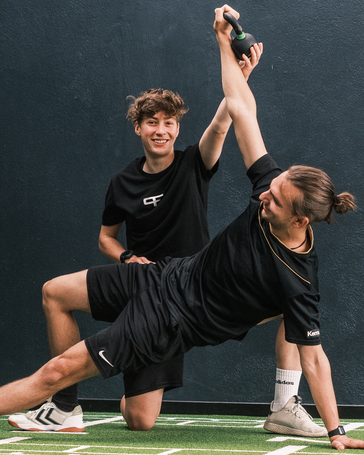 Corinna, Sporttherapeutin (Hover)